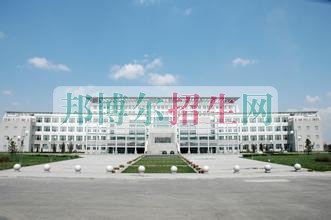 遼寧交通高等專(zhuān)科學(xué)校招生辦聯(lián)系電話