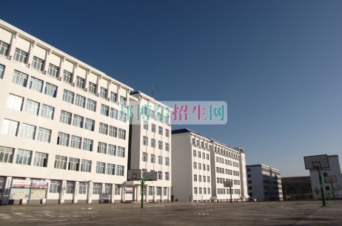 新疆天山職業(yè)技術(shù)學院是幾專