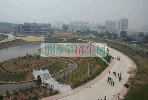 南陽醫(yī)學(xué)高等?？茖W(xué)校