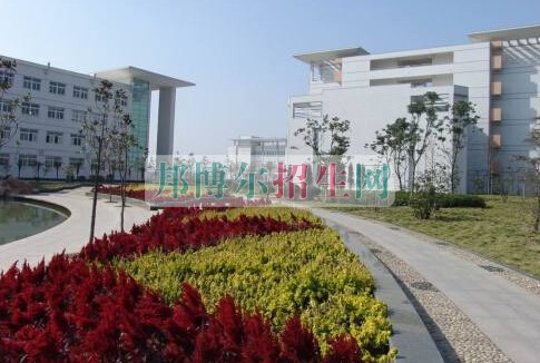 江西中醫(yī)藥高等?？茖W(xué)校