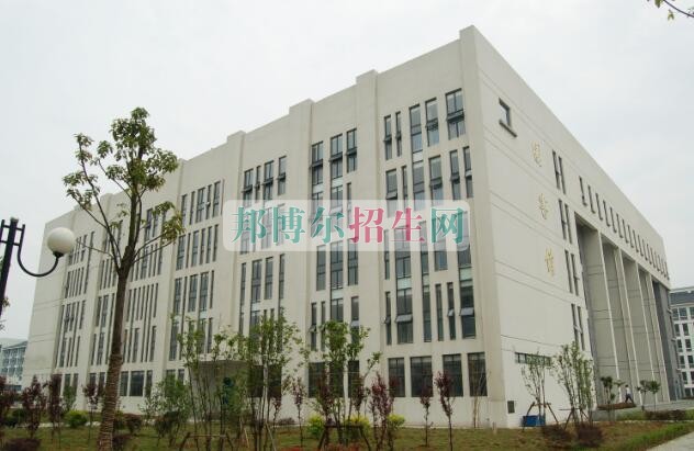 中?？即髮：每紗? width=