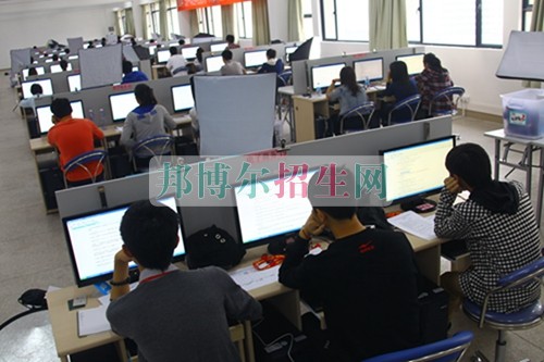 初中畢業(yè)能考計算機應用技術嗎