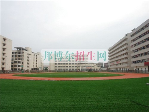 初中畢業(yè)學計算機多媒體技術怎樣