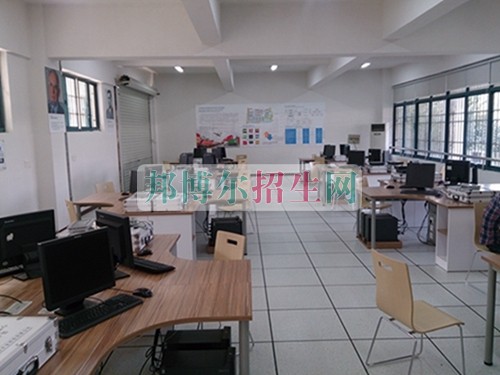 計算機網(wǎng)絡技術(shù)就業(yè)前景怎么樣