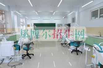 中?？谇会t(yī)學怎么考大專