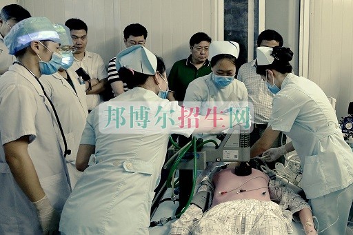 有什么臨床醫(yī)學學校