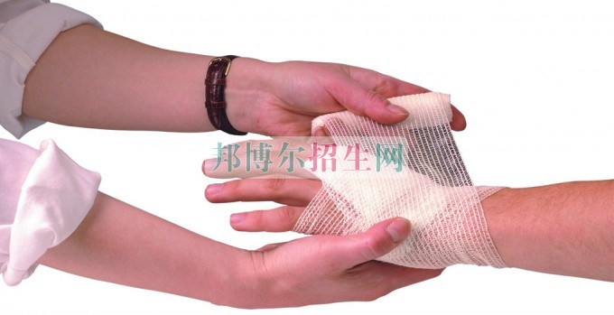 高中畢業(yè)讀涉外護理