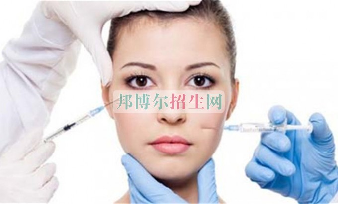 初中生讀醫(yī)學美容好嗎