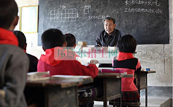 成都教育技術學好就業(yè)嗎