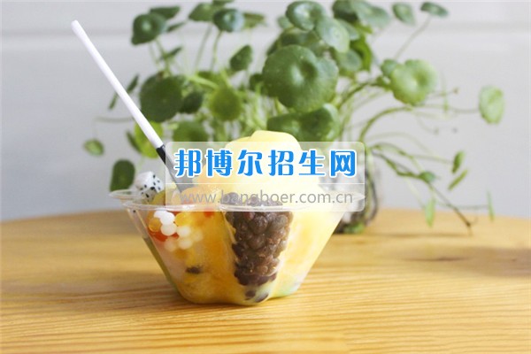 成都希望航空職業(yè)學(xué)校美味冷飲大曝光！據(jù)說，正數(shù)第三的是同學(xué)們最喜愛的冷飲！