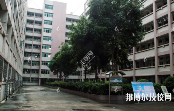 陜西石油化工學(xué)校2020年報名條件、招生要求、招生對象