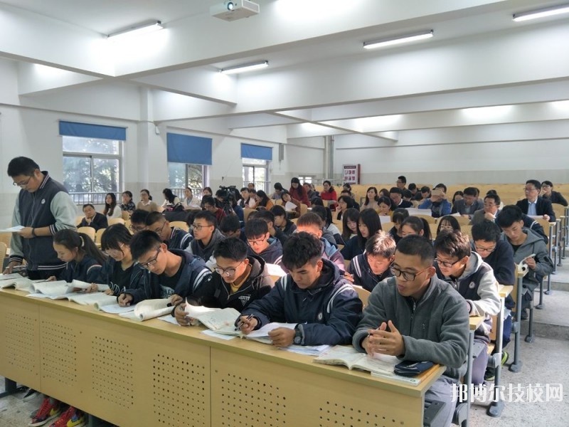 溫嶺市職業(yè)技術學校2020年報名條件、招生要求、招生對象