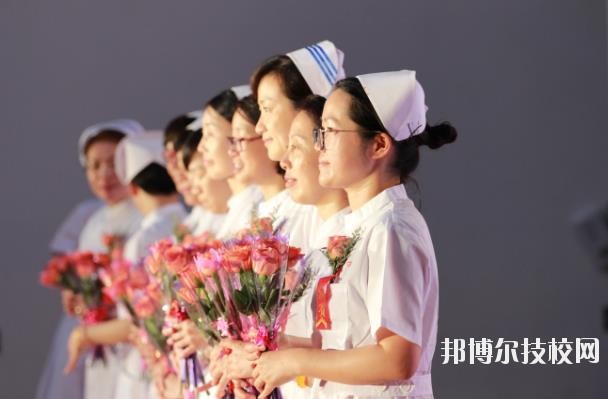 溫州護士學校2020年學費、收費標準