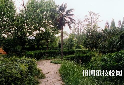 貴州林業(yè)學(xué)校2020年報(bào)名條件、招生要求、招生對(duì)象