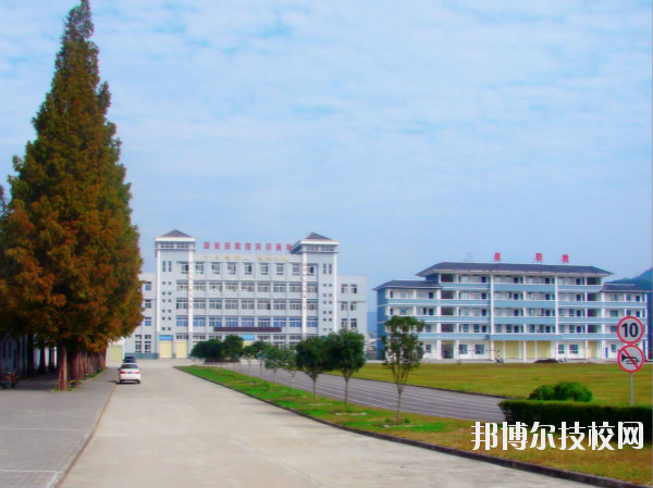 石泉縣職業(yè)教育中心2020年報(bào)名條件、招生要求、招生對(duì)象