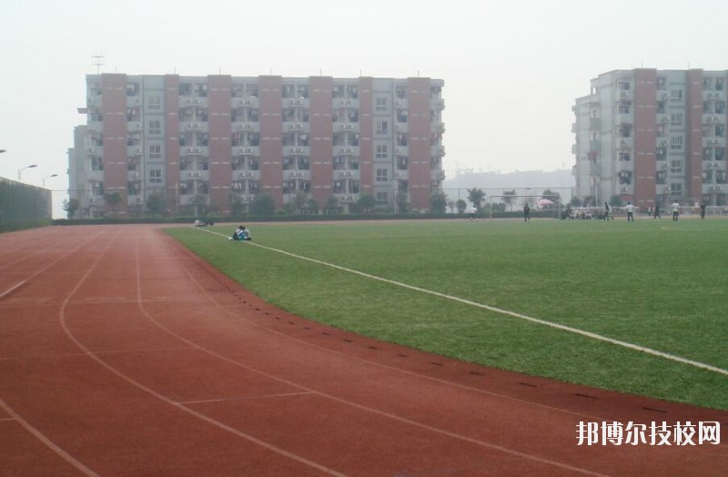 重慶龍門浩職業(yè)中學(xué)校2020年報(bào)名條件、招生要求、招生對象