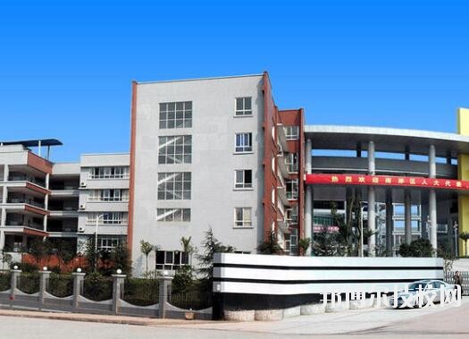 重慶龍門(mén)浩職業(yè)中學(xué)校怎么樣、好不好