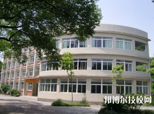 中國人民解放軍總參謀部信息化部直屬工廠職業(yè)技術學校網站網址