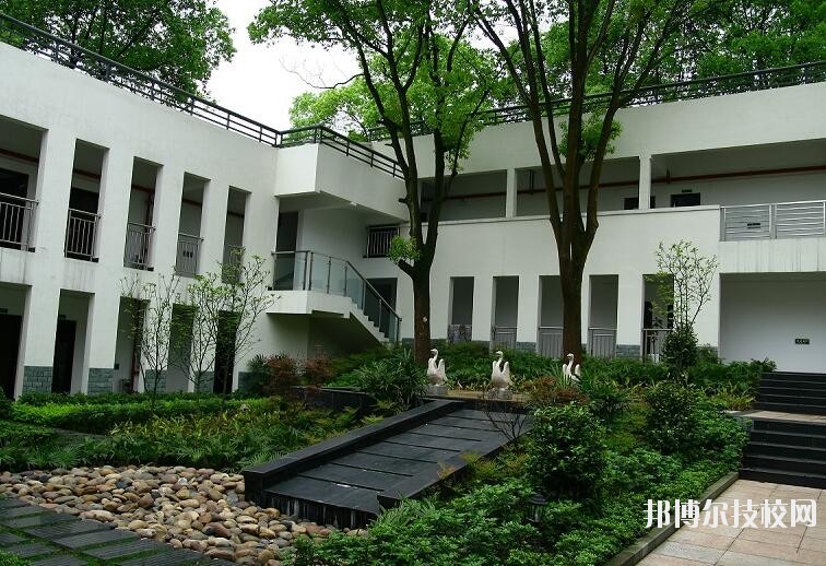 中國人民解放軍總參謀部信息化部直屬工廠職業(yè)技術(shù)學(xué)校怎么樣、好不好