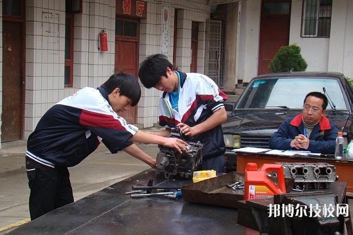 石阡中等職業(yè)學(xué)校怎么樣、好不好