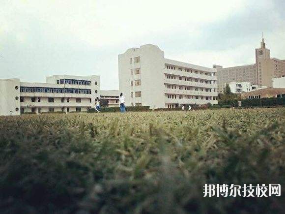余姚市職業(yè)技術(shù)學(xué)校2020年學(xué)費、收費多少
