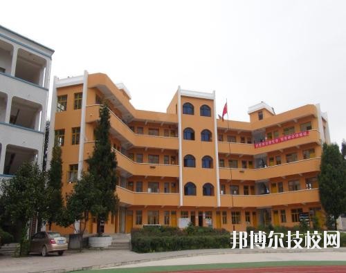 貴定中等職業(yè)技術(shù)學(xué)校2020年報(bào)名條件、招生要求、招生對(duì)象