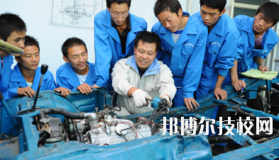 西和職業(yè)中等專(zhuān)業(yè)學(xué)校2020年招生辦聯(lián)系電話(huà)