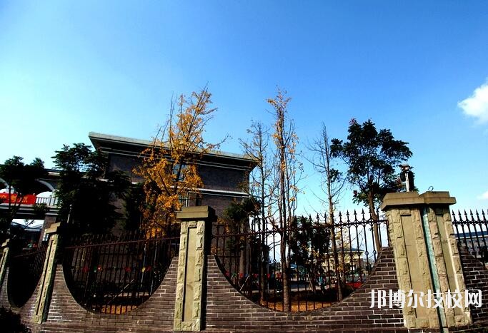 重慶財政學校2020年報名條件、招生要求、招生對象