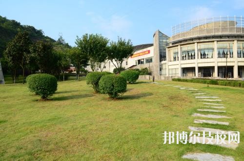 貴陽烏當中等職業(yè)學校2020年宿舍條件