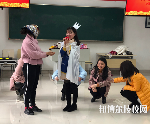 重慶江津師范進修學(xué)校網(wǎng)站網(wǎng)址