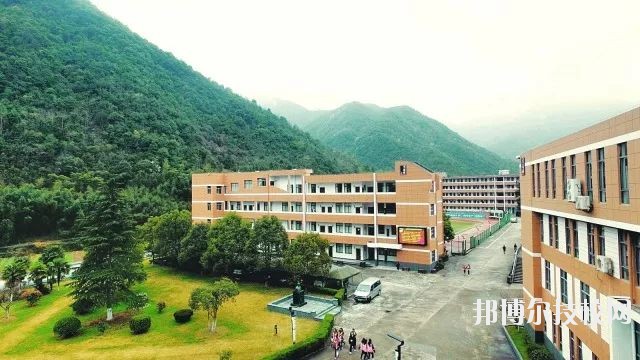 寧波四明職業(yè)高級(jí)中學(xué)怎么樣、好不好