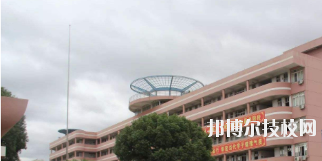 靈山第二職業(yè)技術(shù)學校2020年報名條件、招生要求、招生對象
