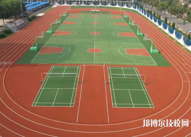 重慶商務(wù)學(xué)校怎么樣、好不好