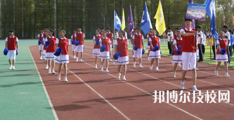 肅南縣職教中心2020年學(xué)費(fèi)、收費(fèi)多少