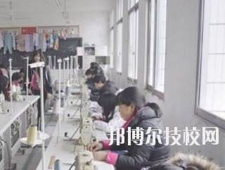 重慶綦江職業(yè)技術學校2020年報名條件、招生要求、招生對象