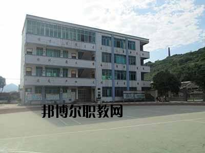 貴州羅甸中等職業(yè)學(xué)校2020年報(bào)名條件、招生要求、招生對(duì)象