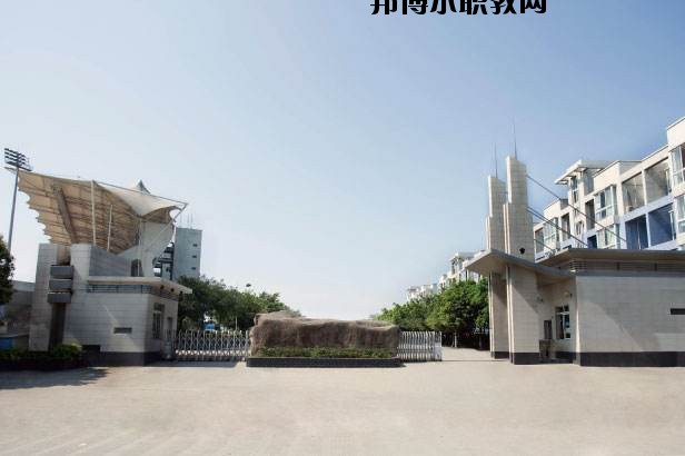 咸豐中等職業(yè)技術(shù)學校2020年報名條件、招生要求、招生對象