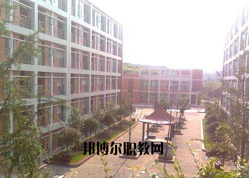樂清虹橋職業(yè)技術(shù)學(xué)校怎么樣，好不好