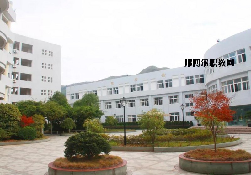 玉環(huán)中等職業(yè)技術學校2020年招生辦聯系電話