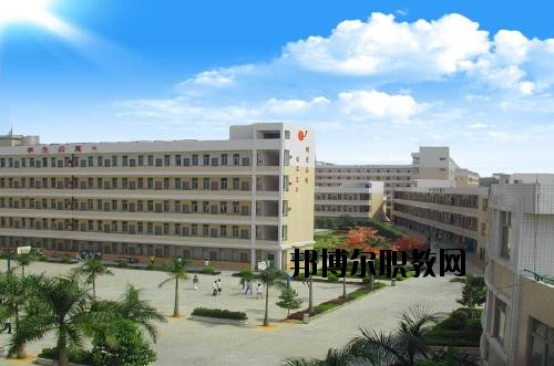 曲靖羅平職業(yè)技術(shù)學(xué)校2020年學(xué)費(fèi)、收費(fèi)多少