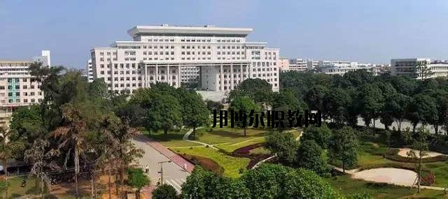 咸寧生物機電工程學校怎么樣、好不好