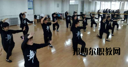 蘭州中泰聯(lián)合職業(yè)學(xué)校2020年報名條件、招生要求、招生對象