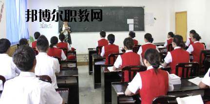 甘肅東方航空高鐵學(xué)校2020年報(bào)名條件、招生要求、招生對(duì)象