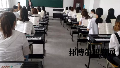 甘肅東方技工學(xué)校2020年學(xué)費(fèi)、收費(fèi)多少