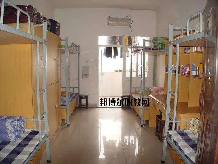 咸陽協(xié)和職業(yè)技術學院2020年宿舍條件 