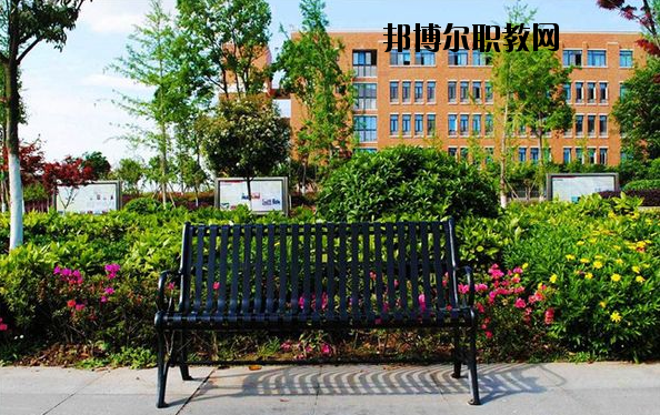 渭南興華職業(yè)學校2020年報名條件、招生要求、招生對象 