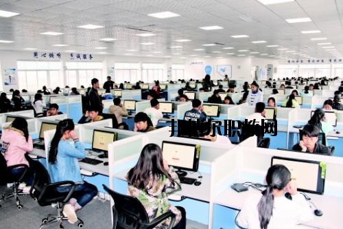 貞豐縣職業(yè)技術(shù)學校2020年宿舍條件