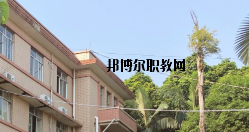 廣西工貿(mào)職業(yè)技術(shù)學(xué)校怎么樣、好不好