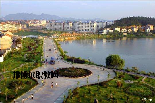 黃岡華晟中等專業(yè)學校怎么樣、好不好