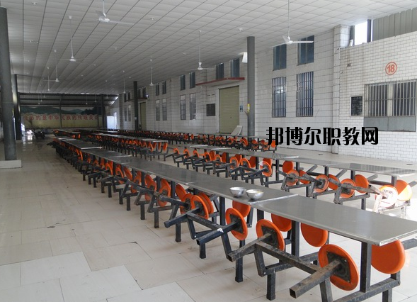 開(kāi)封電子科技學(xué)校2021年宿舍條件